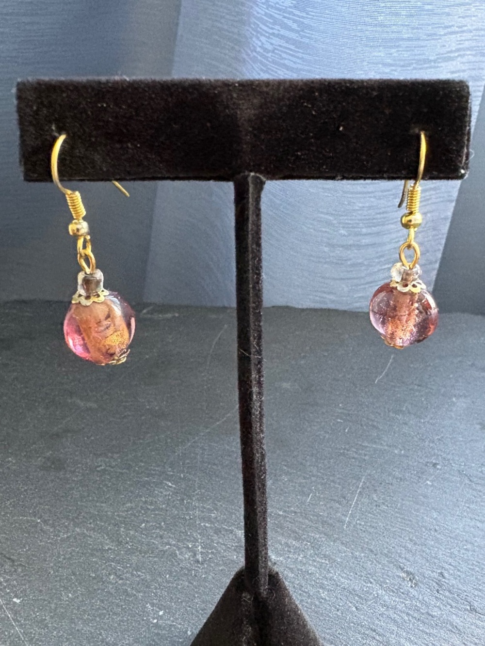Vintage Murano Glass Gold Foil Earrings Pink Venetian Lampwork Drop Dangles - Picture 2 of 6